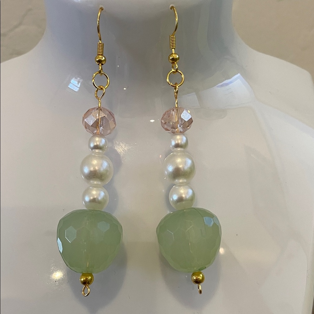 Elegant Green and Gold Dangle Earrings